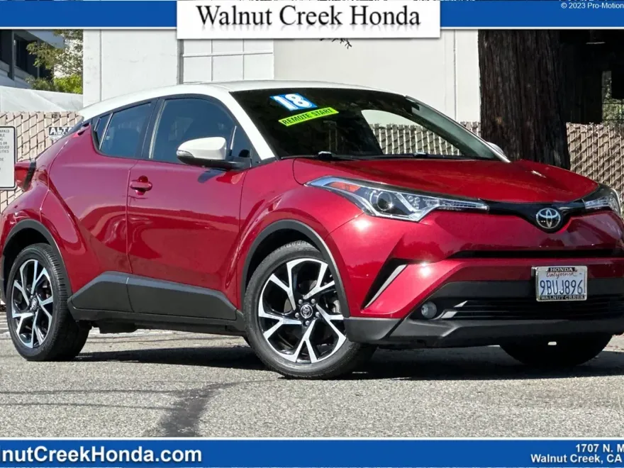 2018 Toyota C-HR XLE photo 1