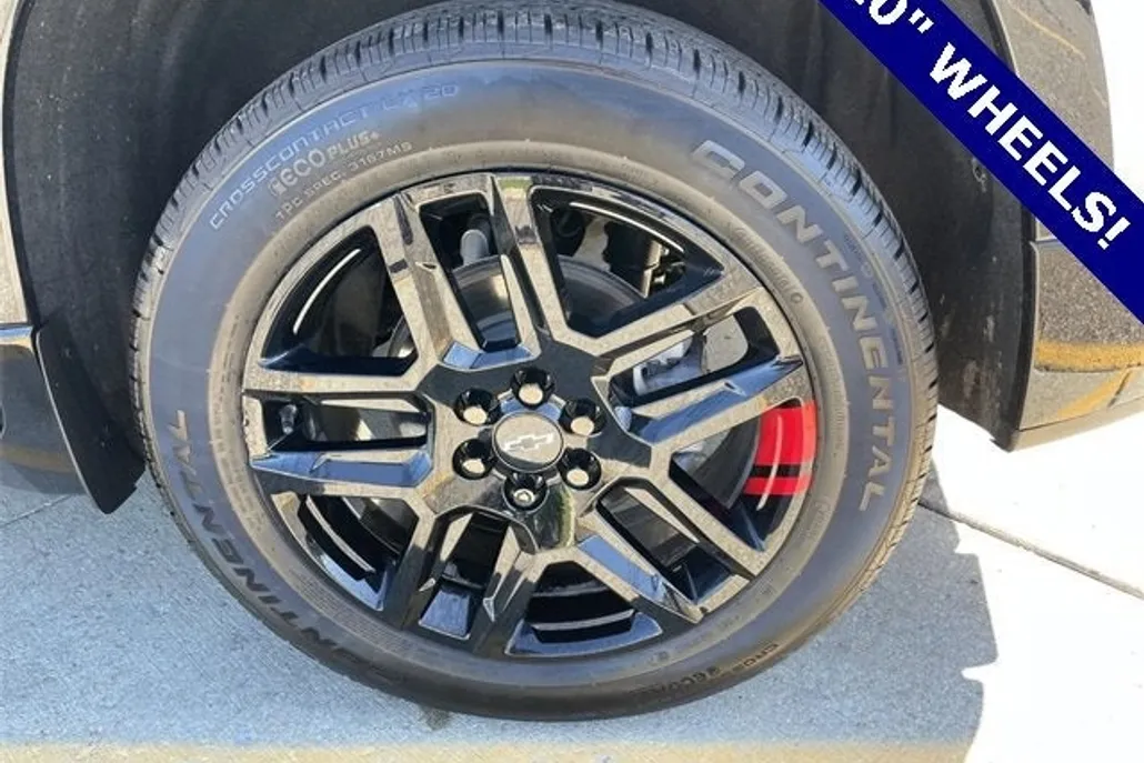2022 Chevrolet Traverse Premier photo 1