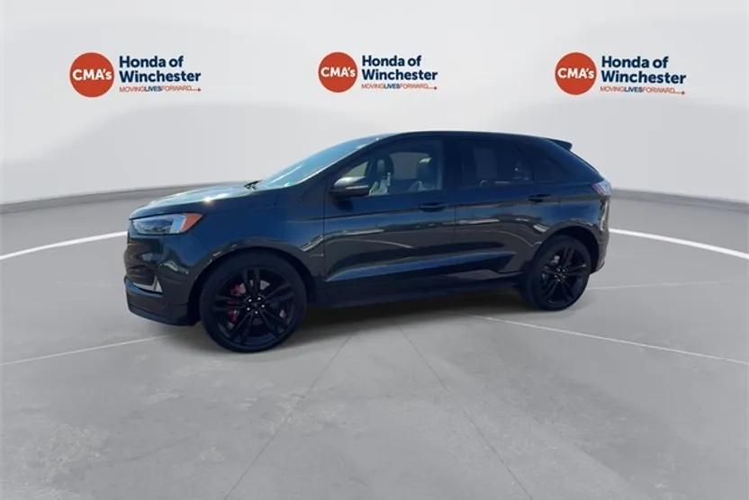 2022 Ford Edge ST photo 1
