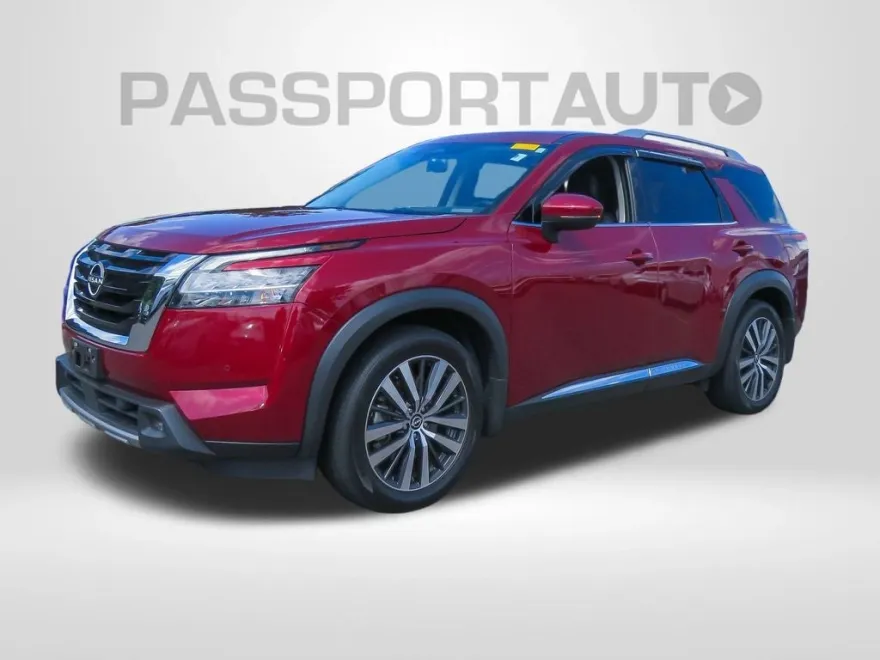2022 Nissan Pathfinder Platinum photo 1