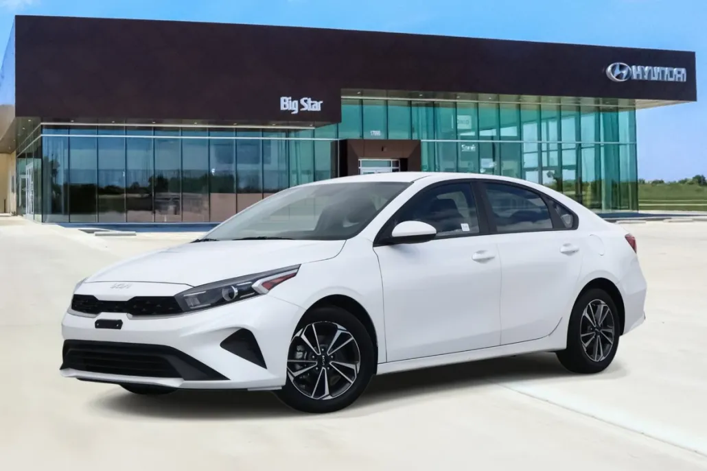 2024 Kia Forte LXS photo 1