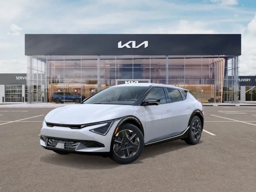2025 Kia EV6 Light photo 1