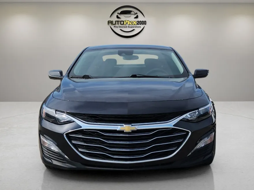 2023 Chevrolet Malibu 1LT photo 1