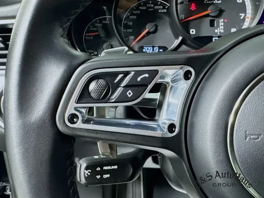 2019 Porsche 911 Turbo photo 12