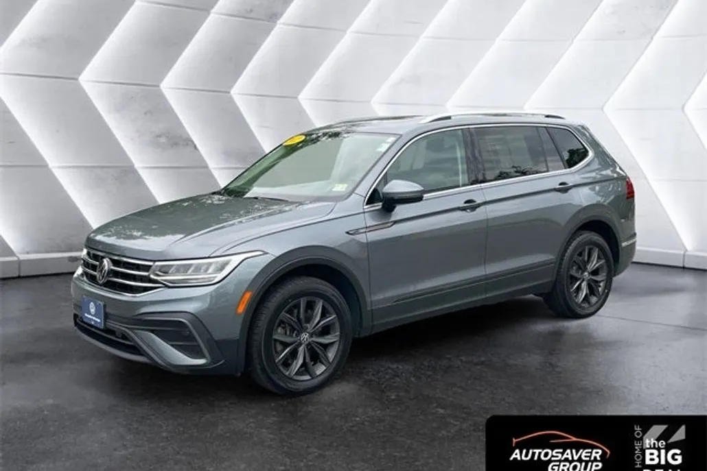 2022 Volkswagen Tiguan SE photo 1