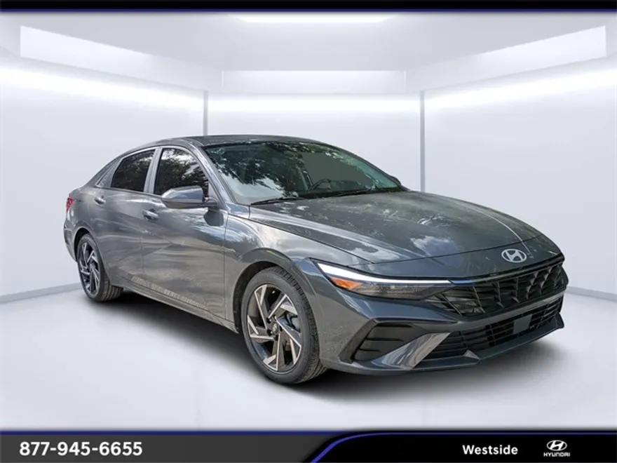2024 Hyundai Elantra SEL Convenience photo 1