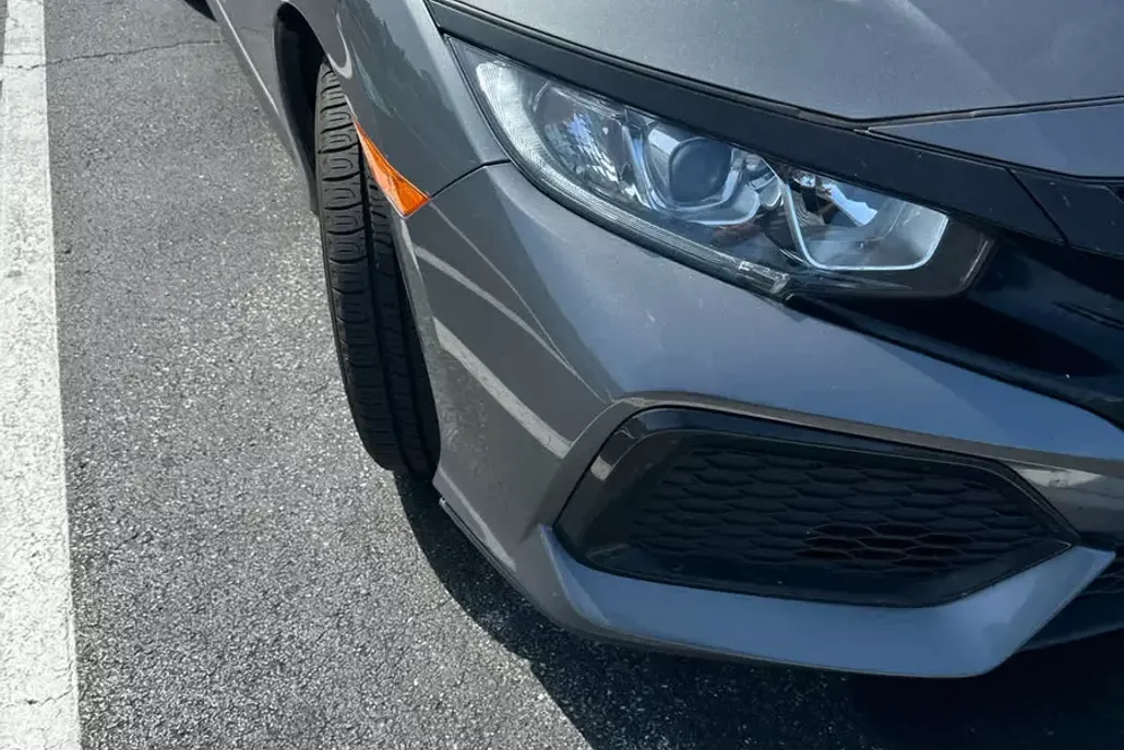 2019 Honda Civic Hatchback LX photo 1