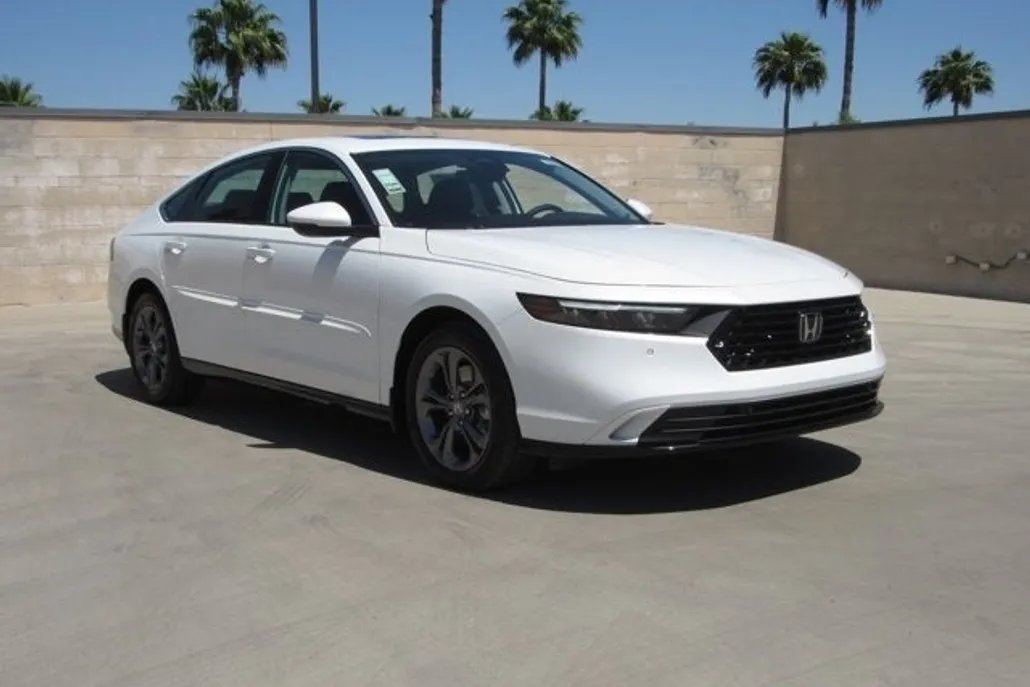 2025 Honda Accord Hybrid EX-L photo 1