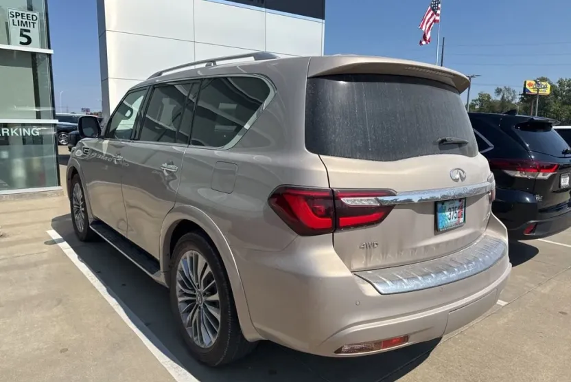 2021 Infiniti QX80 Sensory photo 1