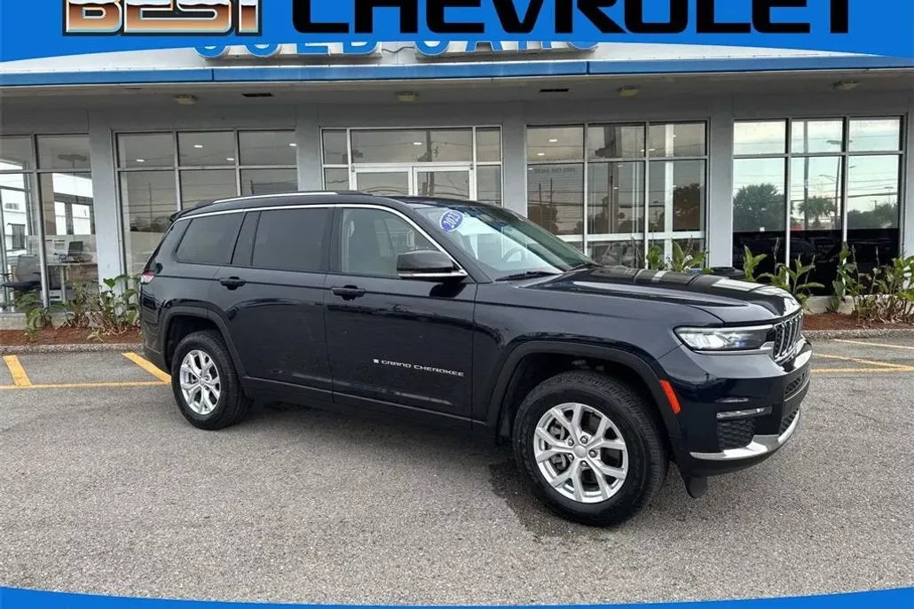 2023 Jeep Grand Cherokee Limited photo 1
