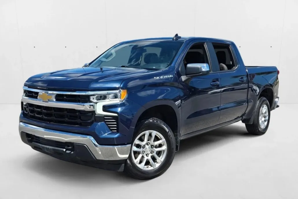 2022 Chevrolet Silverado 1500 LT photo 1
