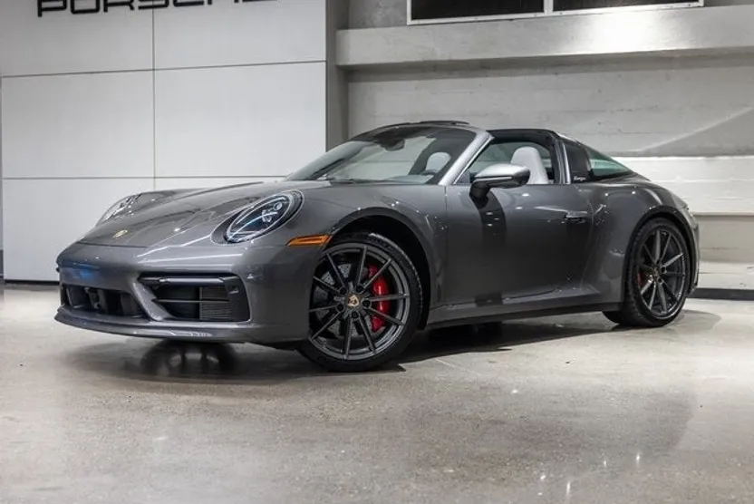 2024 Porsche 911 Targa 4S photo 1