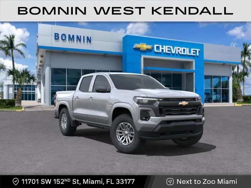 2025 Chevrolet Colorado Work Truck LT photo 1
