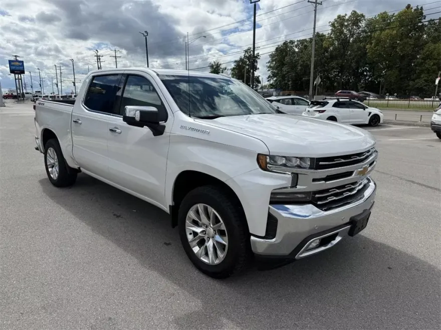 2021 Chevrolet Silverado 1500 LTZ photo 1
