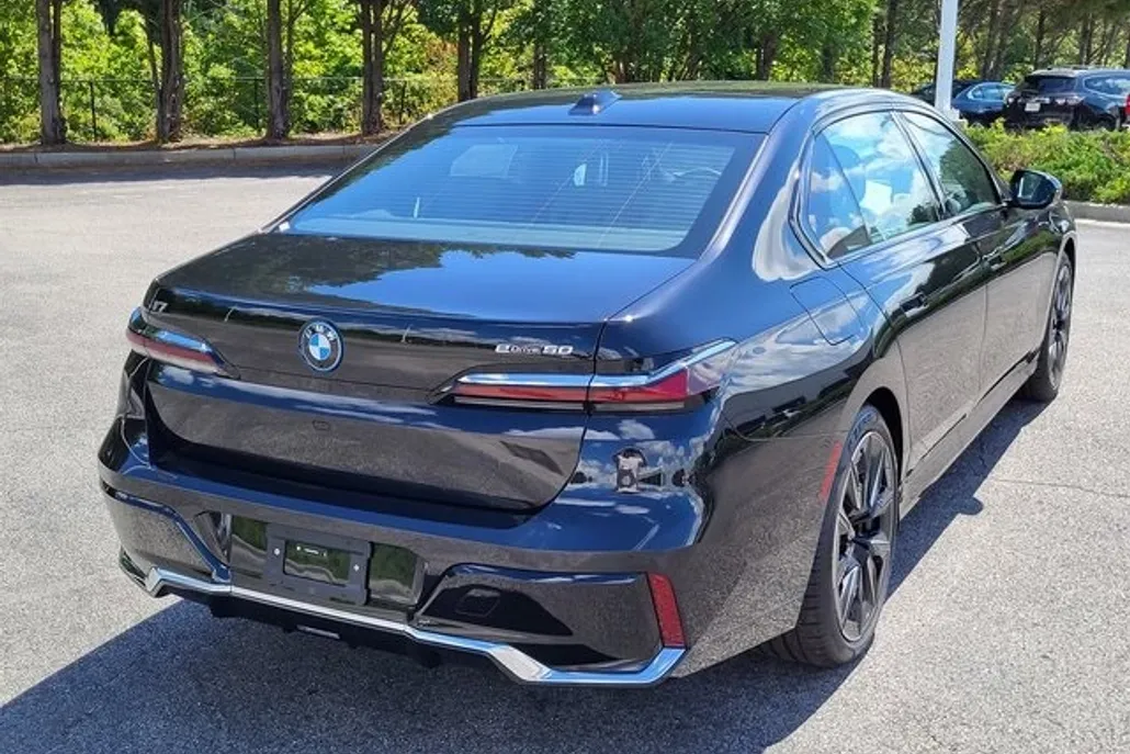 2024 Bmw i7 eDrive50 photo 1