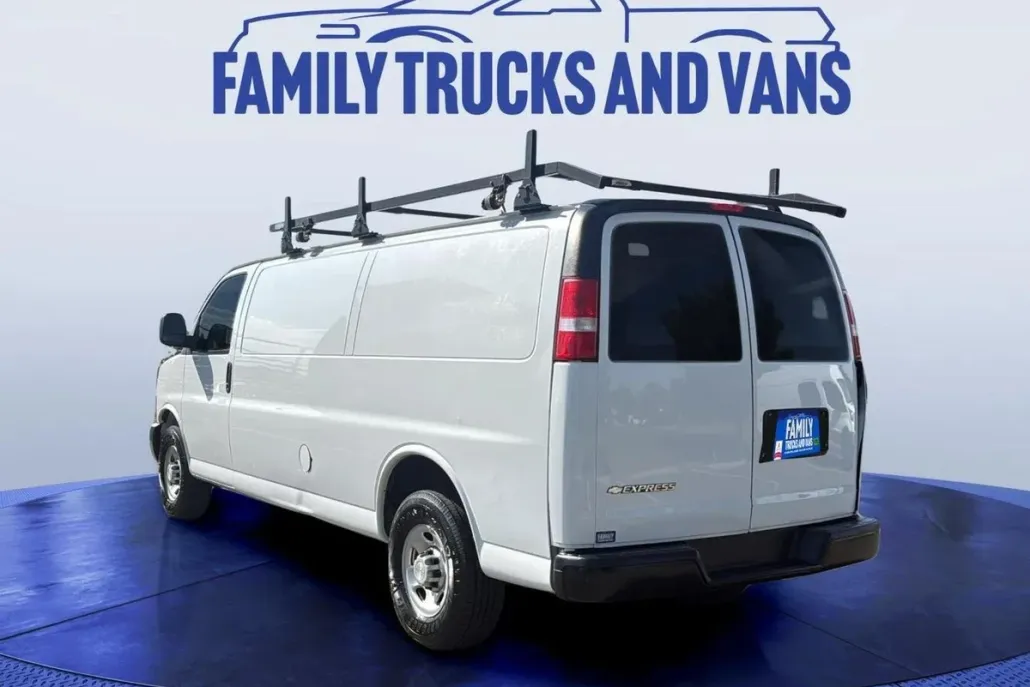 2020 Chevrolet Express Cargo 2500 photo 1