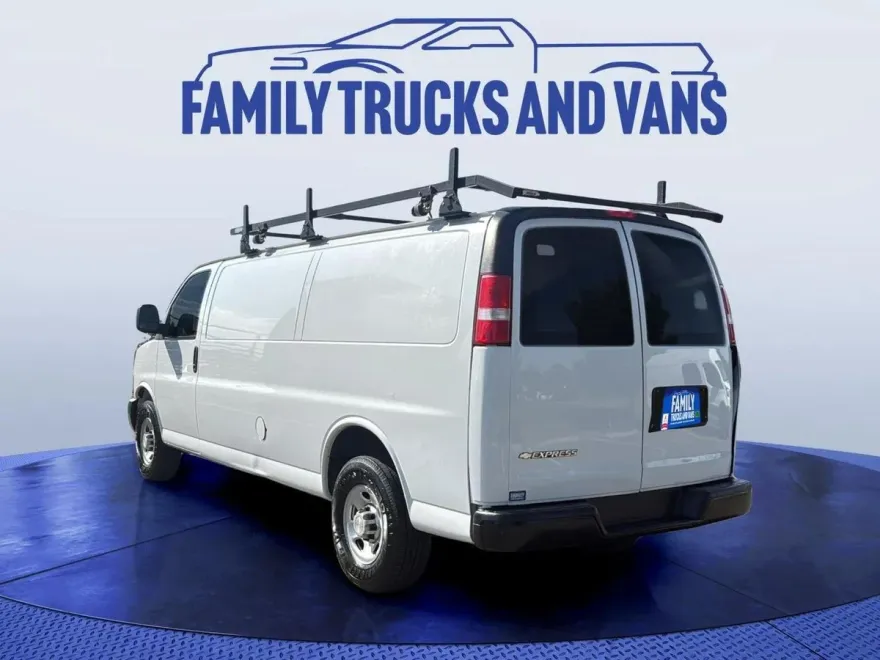 2020 Chevrolet Express Cargo 2500 photo 1