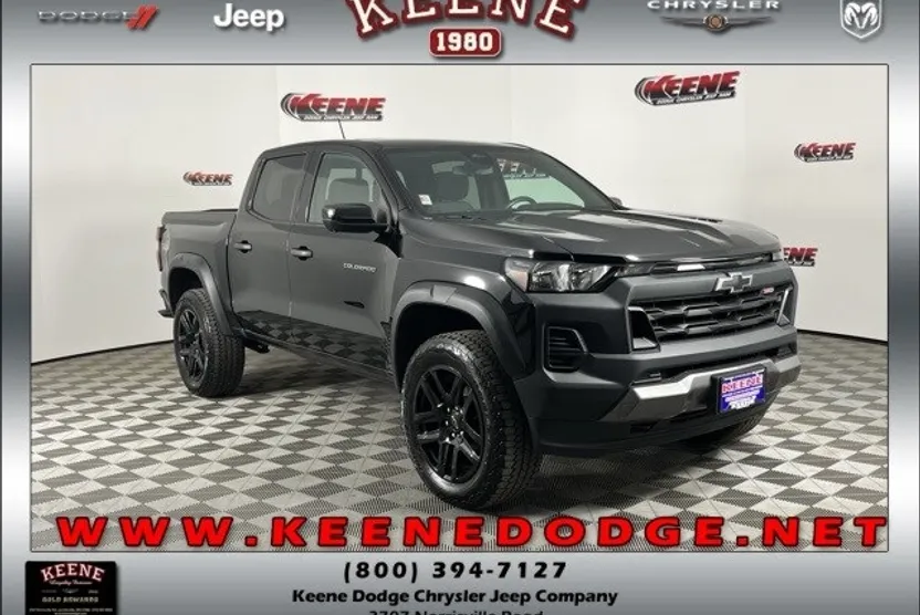 2023 Chevrolet Colorado Trail Boss photo 1