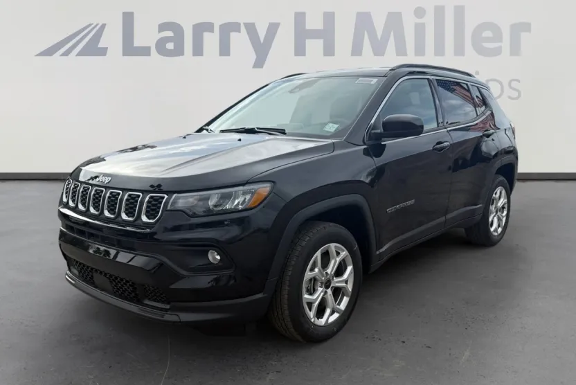 2025 Jeep Compass Latitude photo 1