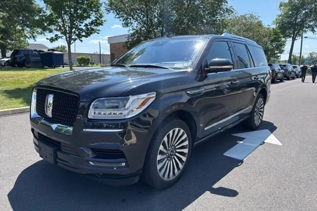 2020 Lincoln Navigator Reserve photo 1