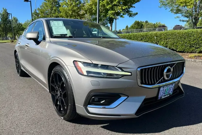 2019 Volvo S60 T6 Inscription AWD photo 1