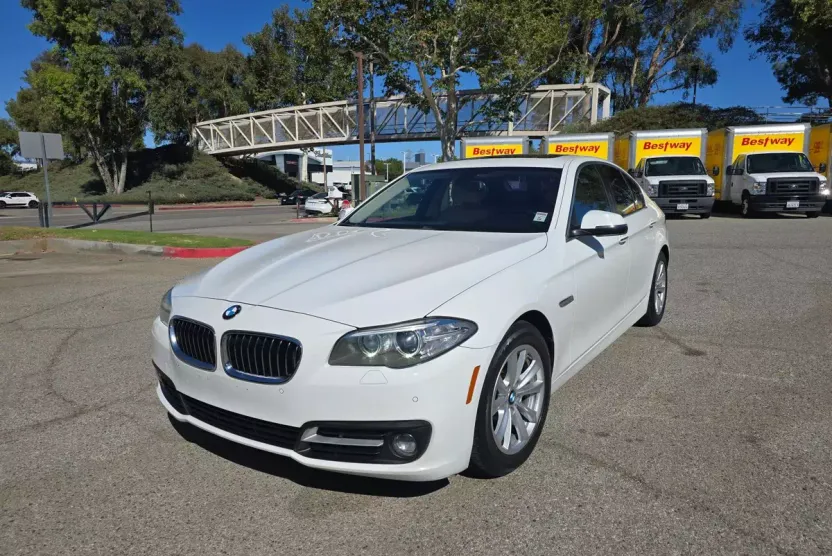 2016 Bmw 528i 5-series photo 1