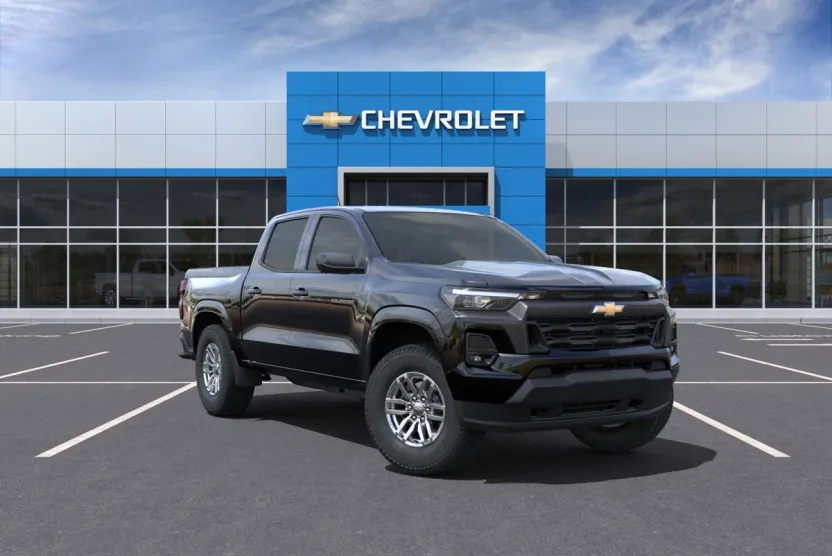 2025 Chevrolet Colorado Work Truck LT photo 1