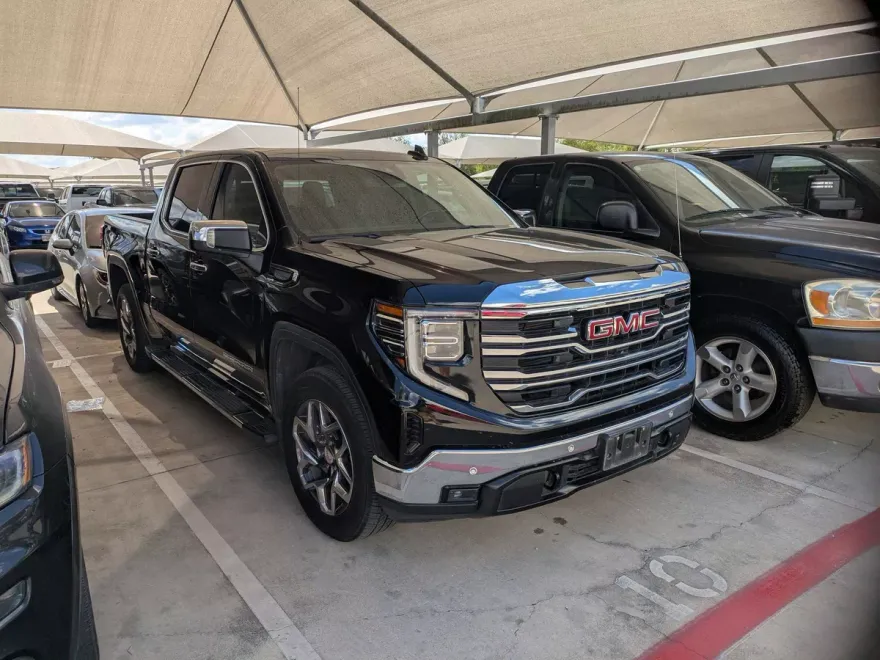 2022 Gmc Sierra 1500 SLT photo 1