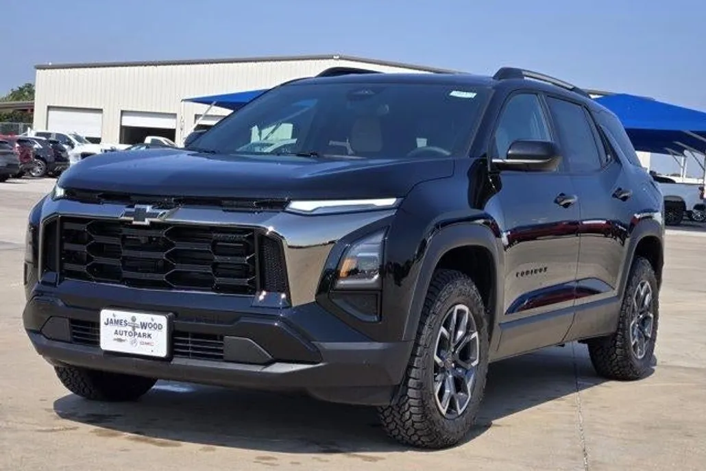 2026 Chevrolet Equinox ACTIV photo 1