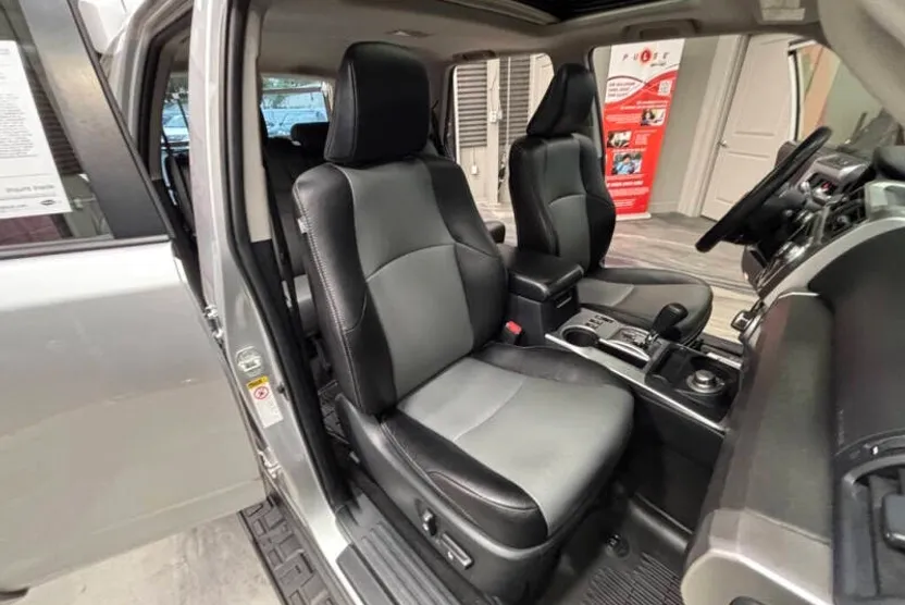 2018 Toyota 4Runner SR5 Premium photo 1