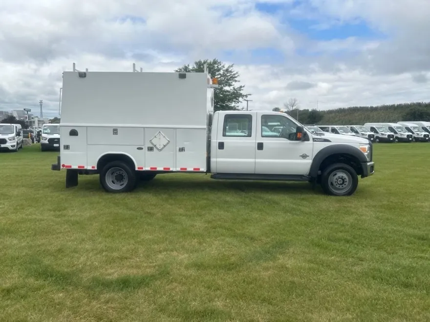 2015 Ford F-550 photo 1