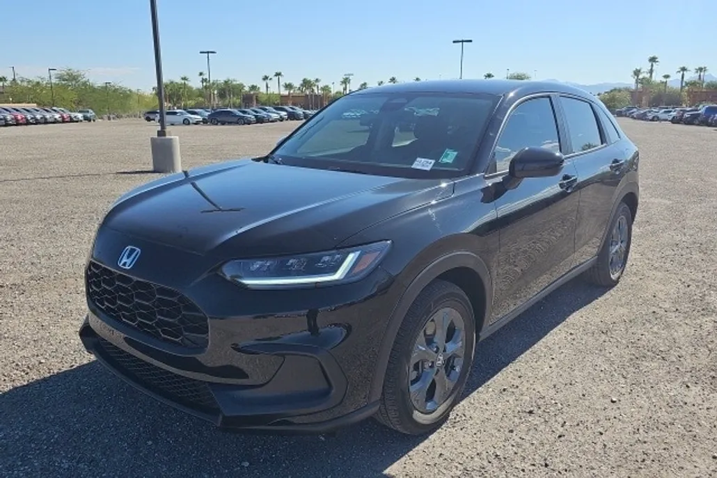 2026 Honda HR-V LX photo 1