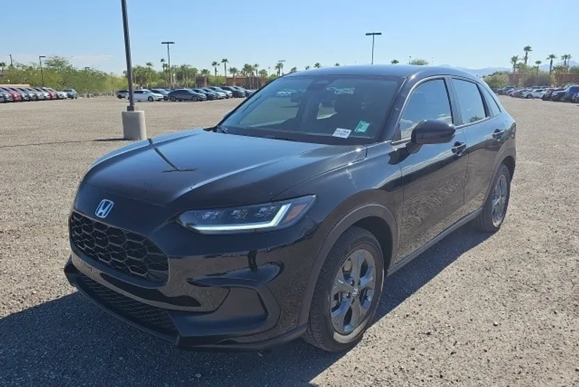 2026 Honda HR-V LX photo 1