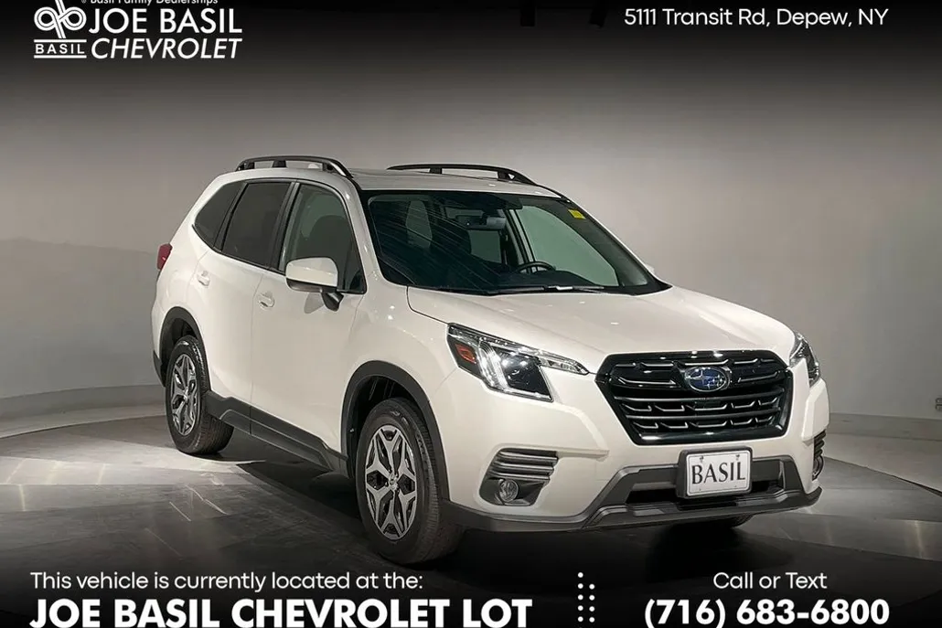 2022 Subaru Forester Premium photo 1