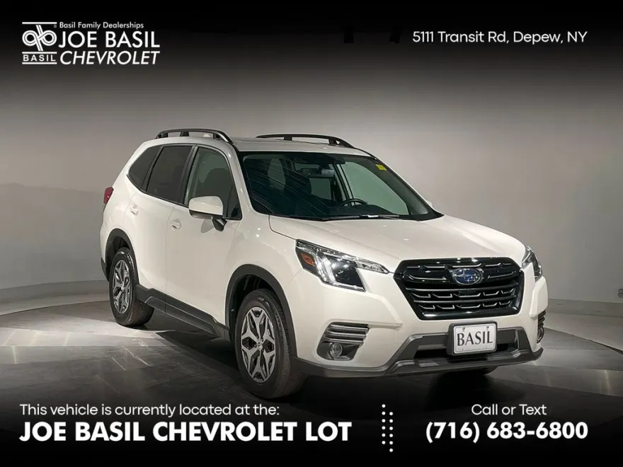 2022 Subaru Forester Premium photo 1