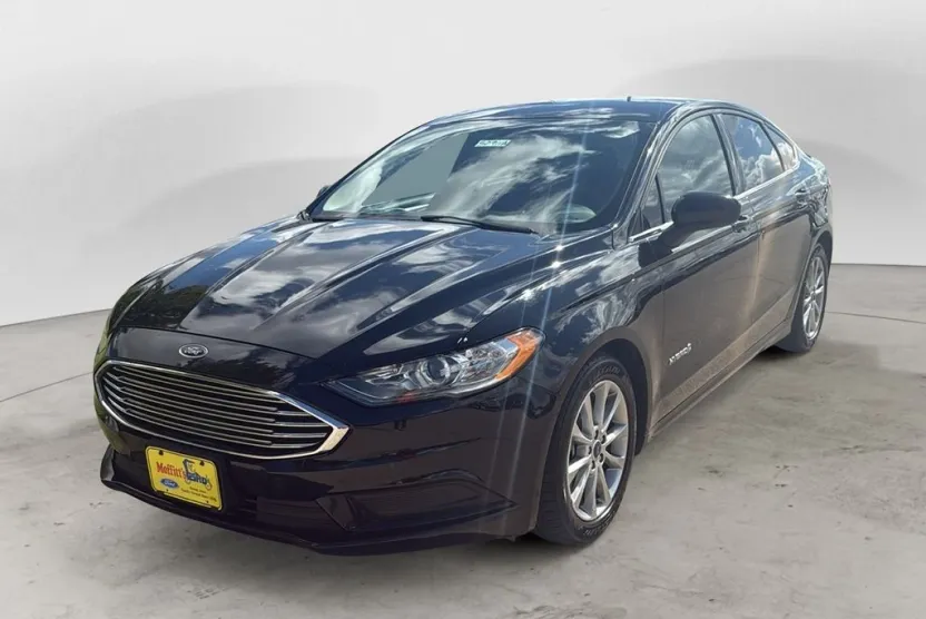 2017 Ford Fusion Hybrid SE photo 1