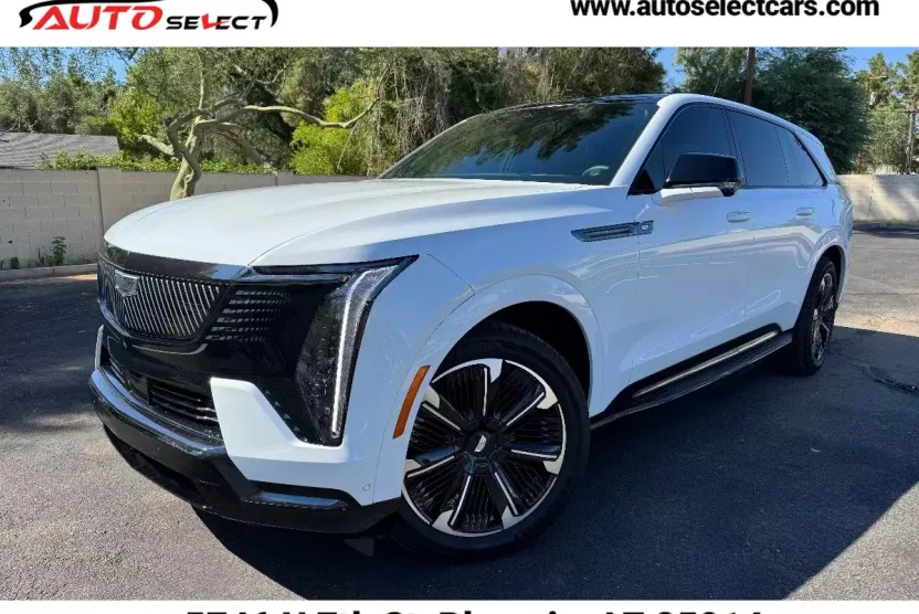 2025 Cadillac Escalade IQ Sport photo 1