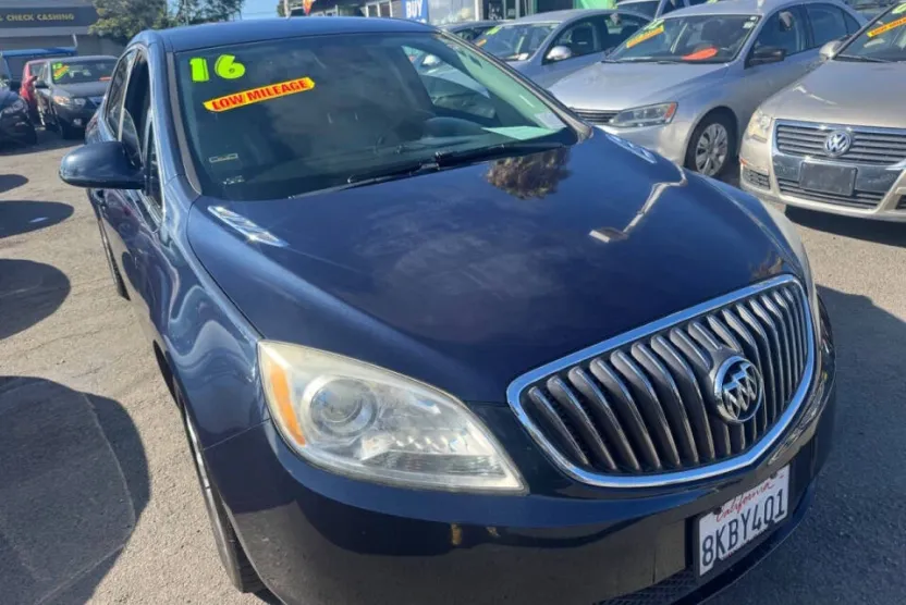 2016 Buick Verano Base photo 1