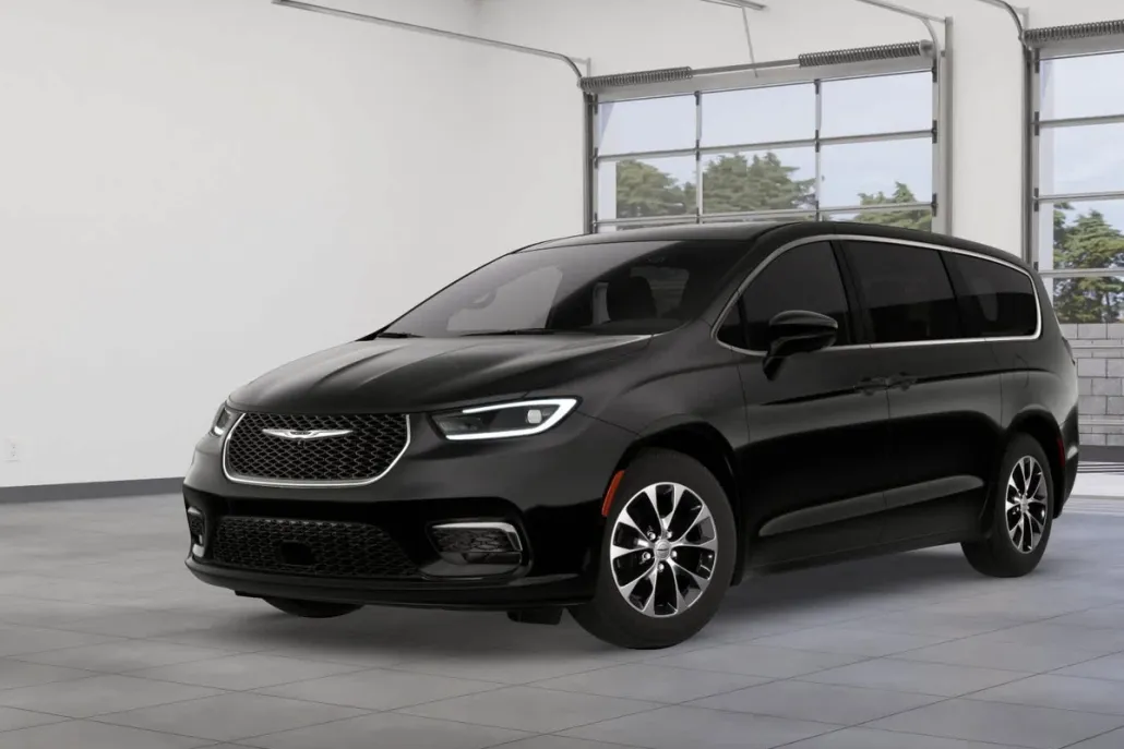 2026 Chrysler Pacifica photo 1