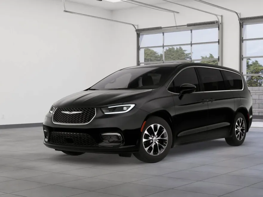 2026 Chrysler Pacifica photo 1