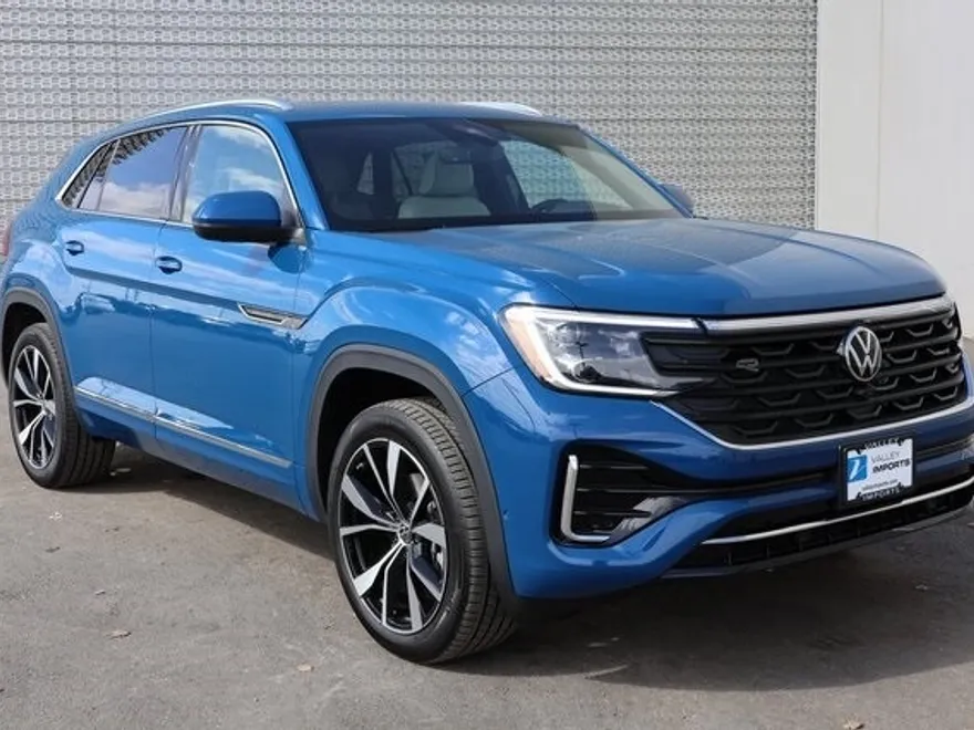 2025 Volkswagen Atlas Cross Sport SEL Premium R-Line photo 1