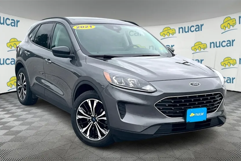 2021 Ford Escape SE photo 1