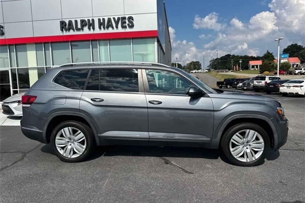 2019 Volkswagen Atlas SEL photo 1