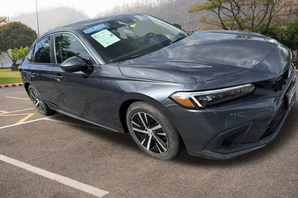 2022 Honda Civic LX Hatchback photo 1