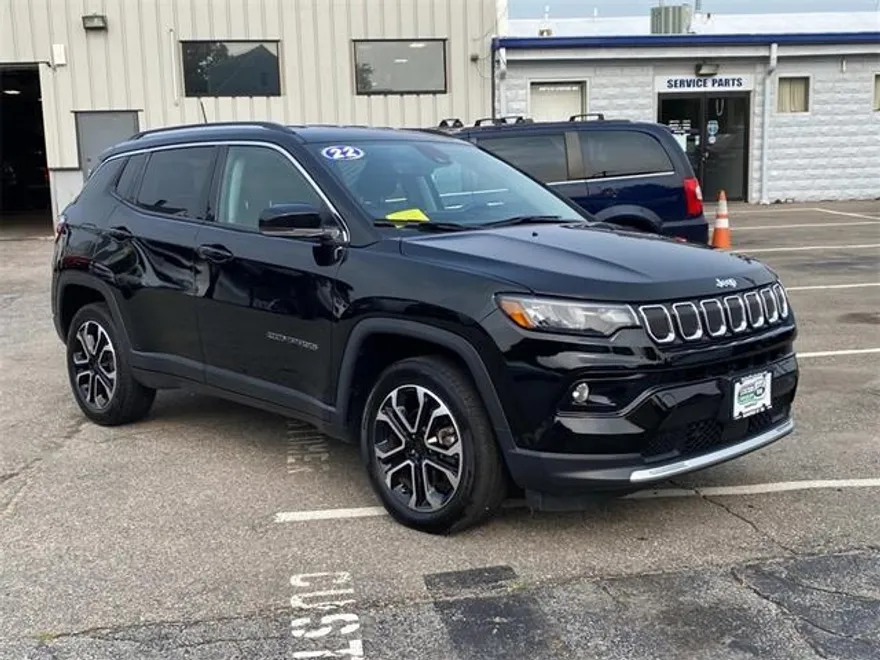 2022 Jeep Compass Limited photo 1