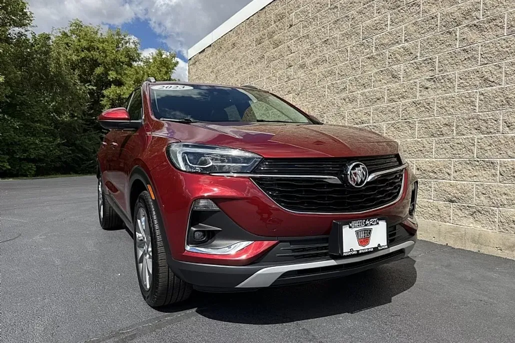 2023 Buick Encore GX Essence photo 1