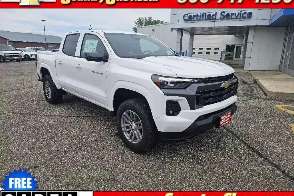 2025 Chevrolet Colorado Work Truck LT photo 1