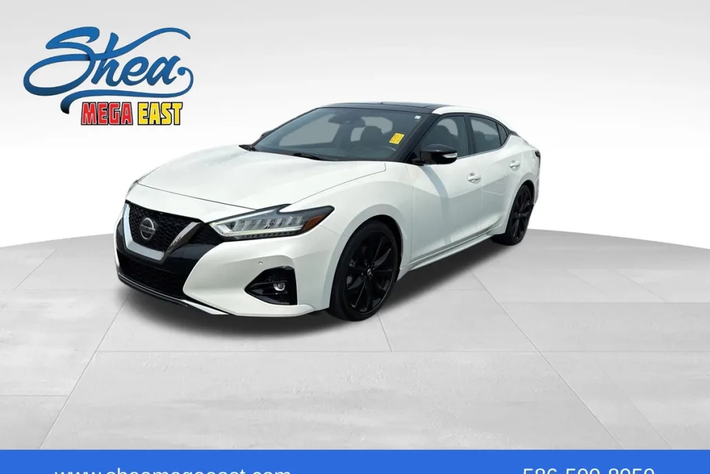 2019 Nissan Maxima SR photo 1