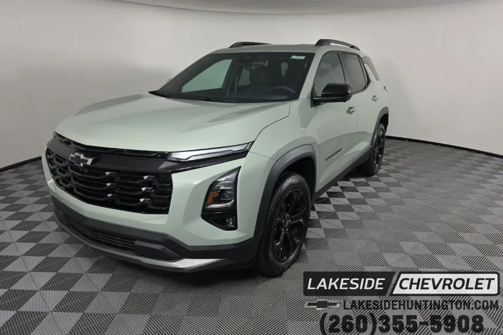 2026 Chevrolet Equinox LT photo 1