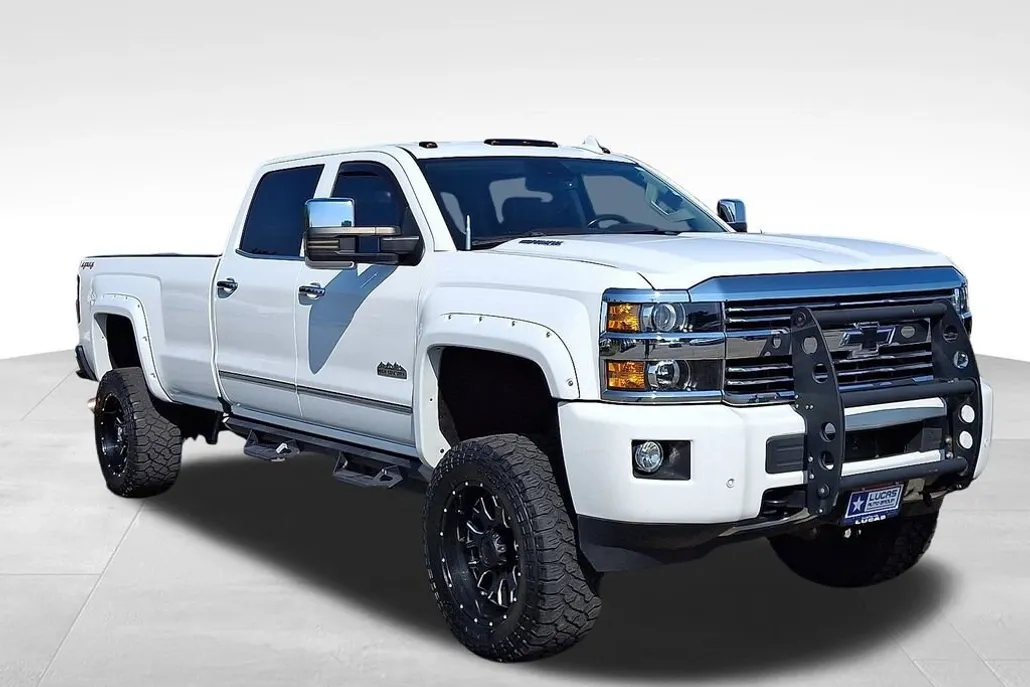 2016 Chevrolet Silverado 3500HD High Country photo 1
